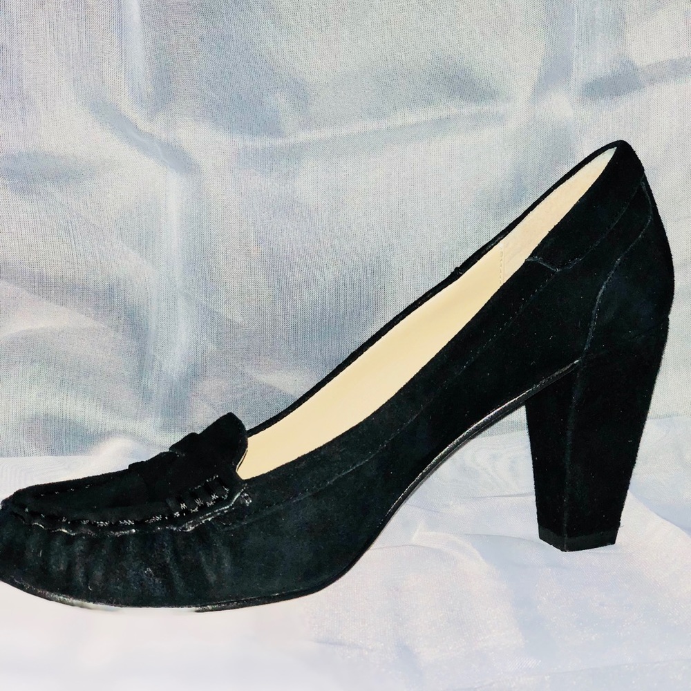 All Black Leather Suede Moccasin Pumps